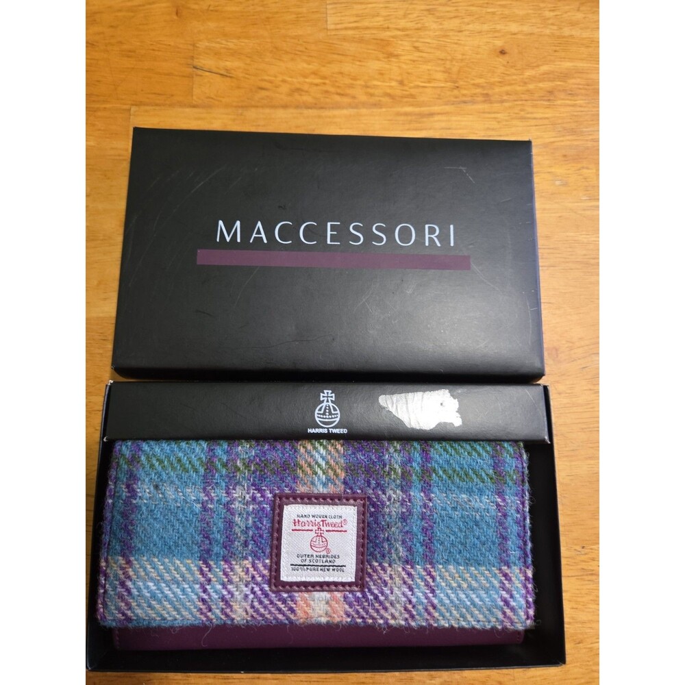 Harris Tweed  Wallet - Elegant Scottish -  Hand Woven 100% Wool